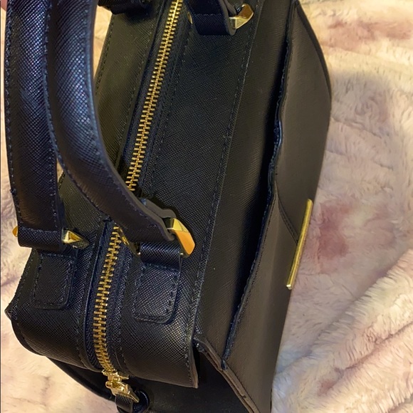 Purse - Picture 5 of 7